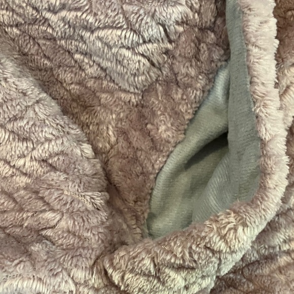 Women's medium soft fleece dusty mauve / light purple Cozy Cream Teddy Jacket - Picture 15 of 15
